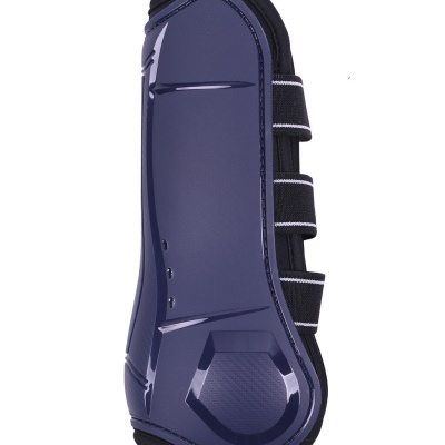 Protector para perna azul escuro com tiras elásticas negras e detalhes em branco