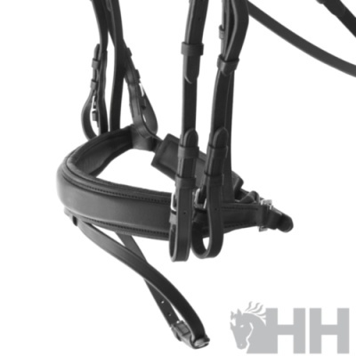 Bridão de couro preto com várias tiras ajustáveis e acolchoamento para equitação