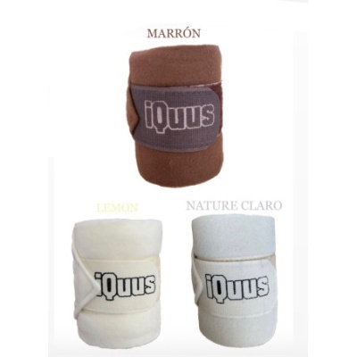 Três bandagens para cavalos em castanho, branco e cinza com etiqueta iQuus