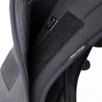 Produto de proteção preto para equitação com velcro