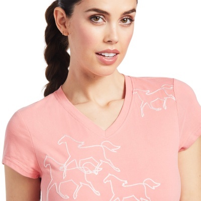 T-shirt rosa com estampas de cavalos brancos