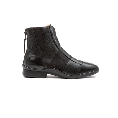 Bota preta de couro com elástico e fecho traseiro