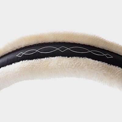 Faixa para a cabeça com interior peludo creme e exterior preto com padrão branco
