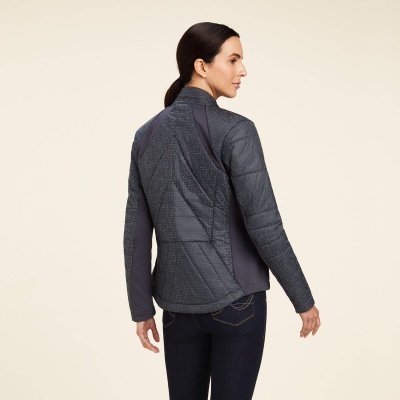 Camisola cinzenta acolchoada de mulher vista de costas