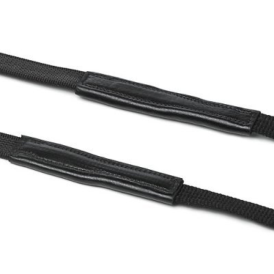 Correia preta com detalhes em couro preto para conforto