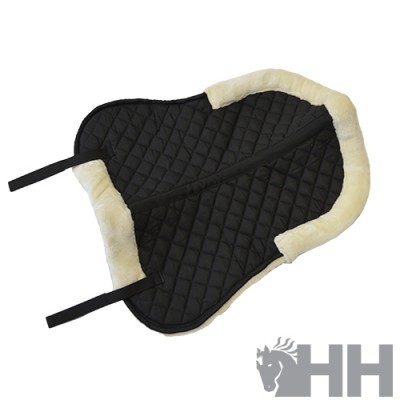 Almofada para sela de cavalo preta acolchoada com bordas brancas em pele sintética