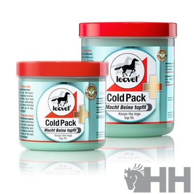 Frascos de Cold Pack Leovet azul claro com tampa vermelha e rótulo branco com cavalo preto