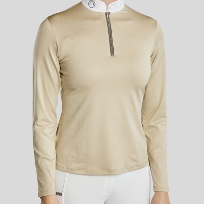 Blusa bege de manga comprida com gola branca e fecho de correr frontal