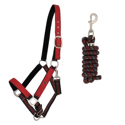 Cabeçada vermelha e preta com rédea enrolada a preto, vermelho e cinzento