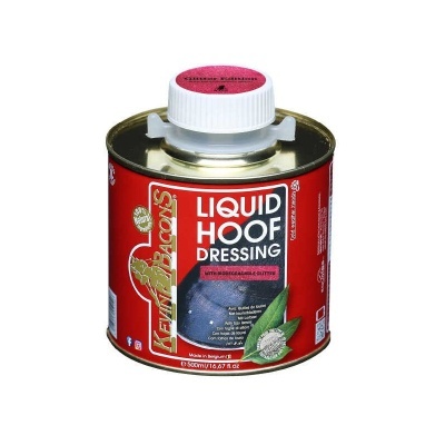 Lata vermelha de líquido para cascos de cavalo, marca Kevin Bacons, 500ml.