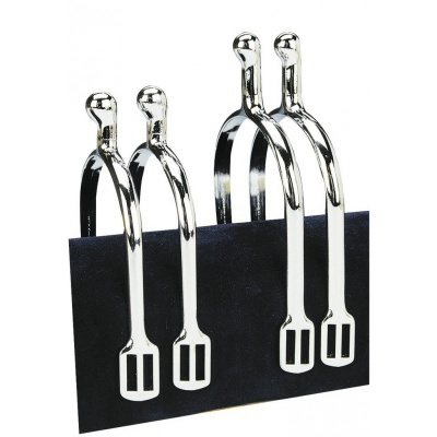 Suportes metálicos prateados com base preta retangular