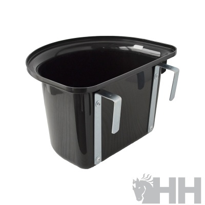 Balde preto com alças metálicas prateadas e formato quadrado com cantos arredondados