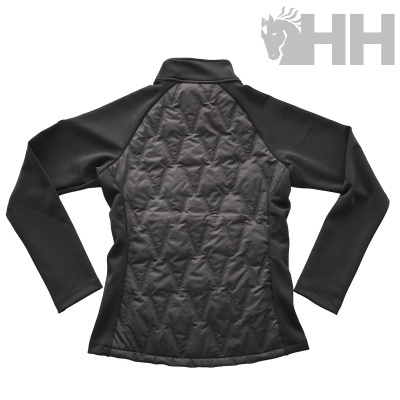 Casaco feminino preto com tecido liso nas mangas e painel acolchoado com padrão em losango