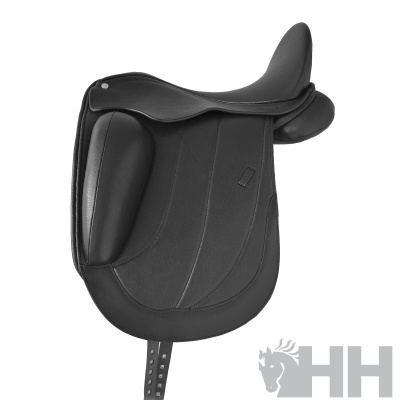 Sela de equitação preta em couro com almofadas acolchoadas