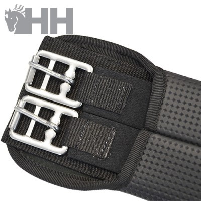 Correia para sela preta com fechos metálicos e logo HH