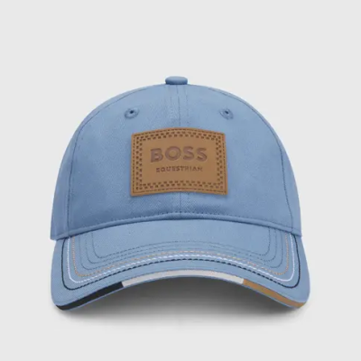 Boné azul claro com etiqueta castanha BOSS EQUESTRIAN