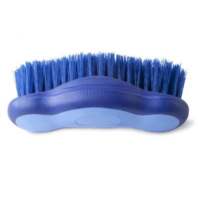 Escova de limpeza azul com cerdas densas sobre fundo branco