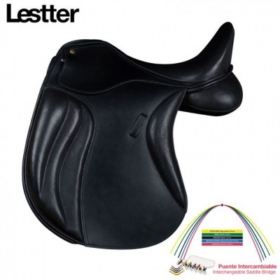 Sela de equitação preta em couro com design anatómico