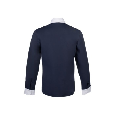 Camisa masculina azul escuro com colarinho e punhos brancos vista de costas