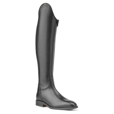 Bota alta de couro preto com salto baixo quadrado