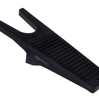 Cunha de porta preta com ranhuras antiderrapantes e logotipo QUESTPLUS