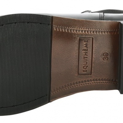 Sola de sapato de couro preto com detalhe castanho e texto 'AUTHENTIC'