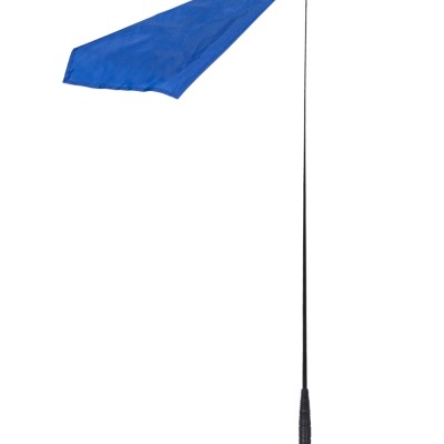 Bandeira azul triangular numa vara preta com pega