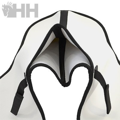 Suporte branco com acabamentos pretos e tiras de velcro, fundo branco com logótipo HH cinzento