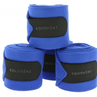 Conjunto de bandagens azuis com presilhas pretas com texto branco EQUITHÈME