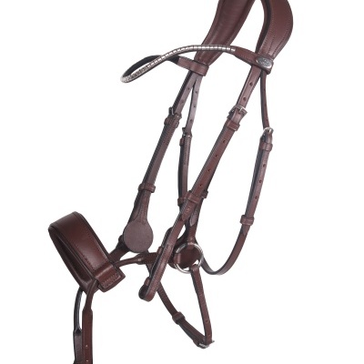 Cabeçada de cavalo em pele castanha com decoração com brilhos na pala frontal