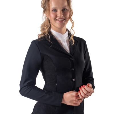 Blazer feminino preto ajustado com botões e detalhes texturizados