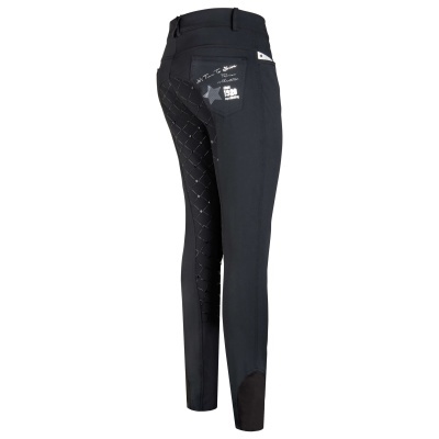 Calças pretas técnicas com padrão acolchoado e texto no bolso