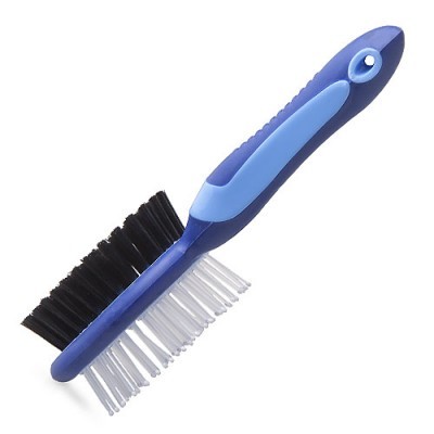 Escova de limpeza azul com cerdas pretas e brancas