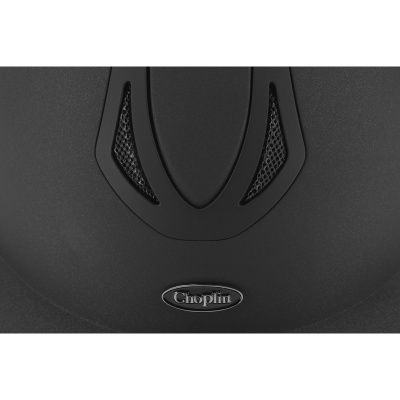 Superfície preta com entradas de ventilação e etiqueta Choplin