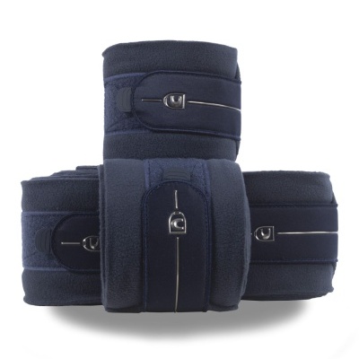Bandagens azuis escuras de tecido polar com fechos metálicos e velcro