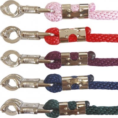 Conjunto de cabos trançados coloridos com ganchos metálicos