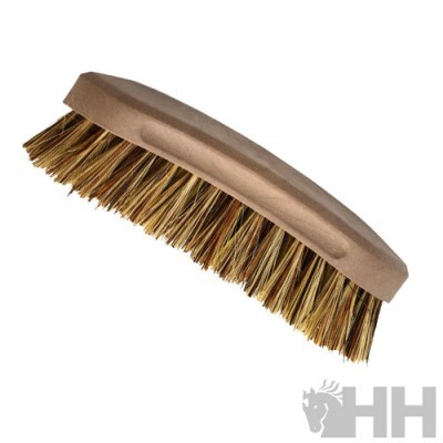 Escova manual com cabo castanho e cerdas naturais