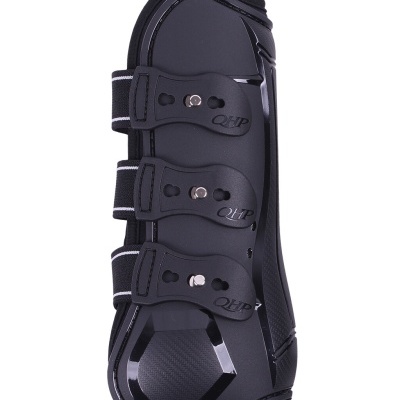 Proteção para perna preta com tiras ajustáveis