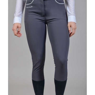 Calças desportivas cinzentas com cinto azul e padrão branco