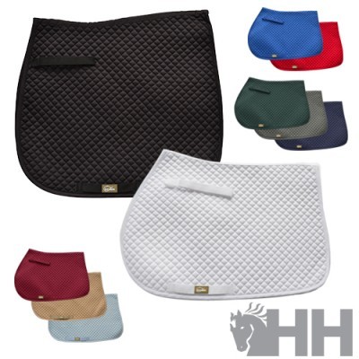 Mantas para sela matelassê em várias cores com etiquetas metálicas