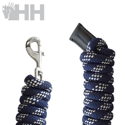 Corda azul e branca para equitação com mosquetão metálico e acabamento em couro