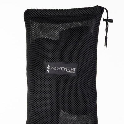 Saco preto de malha com etiqueta PRO CONFORT