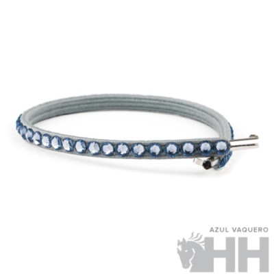 Pulseira azul vaqueiro com pedras translúcidas e fecho metálico prateado