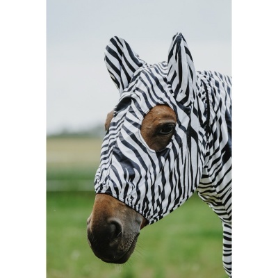 Máscara zebra para cavalo ao ar livre