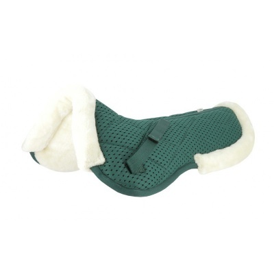 Cilha de cavalo verde com forro branco de pelo