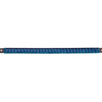 Pulseira azul trançada com extremidades de couro castanho e fechos metálicos prateados