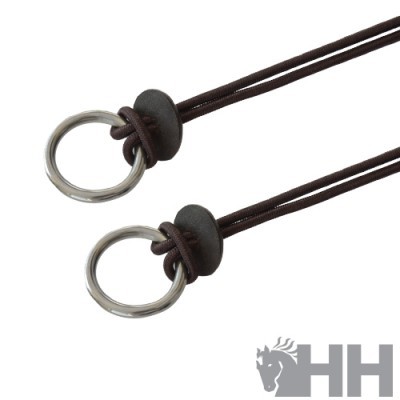 Cordões castanhos com argolas metálicas prateadas nas extremidades