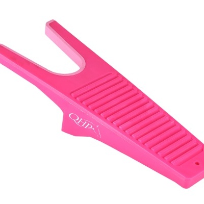 Alavanca cor-de-rosa para abrir tacões com textura e texto QLIPA