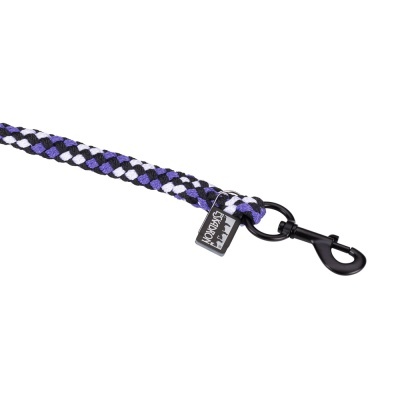 Trela trançada preta, branca e roxa com mosquetão preto e etiqueta 'FASHION'