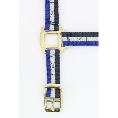 Correia de tecido azul, branco e preto com fivela dourada e detalhe metálico quadrado